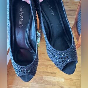 Kelly & Katie Black Studded Peep Toe Heels